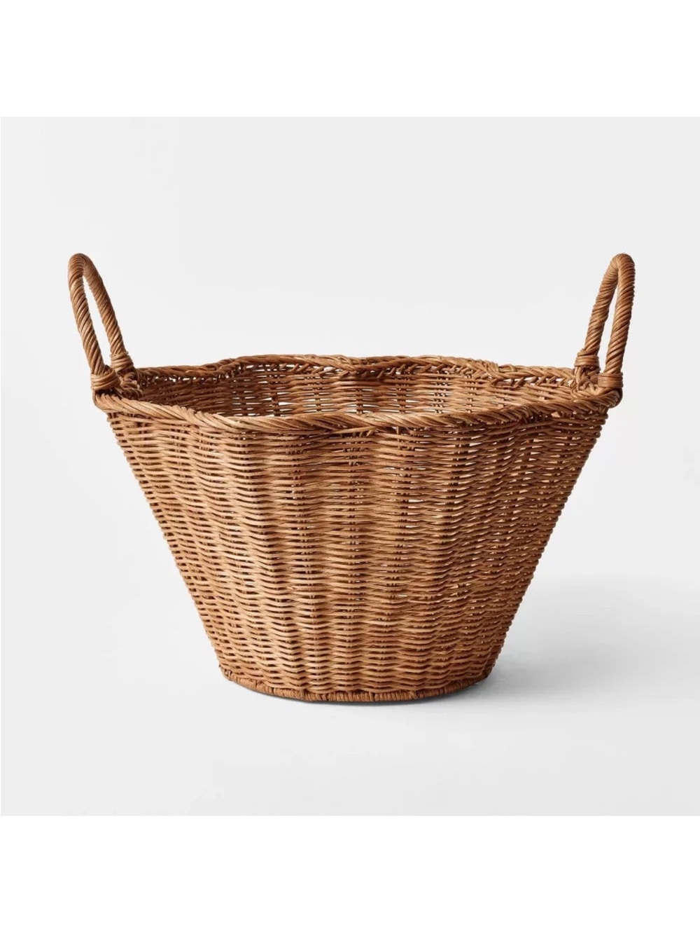 SPRING 2026 Small Scallop Basket - Threshold designed with Studio McGee NEW